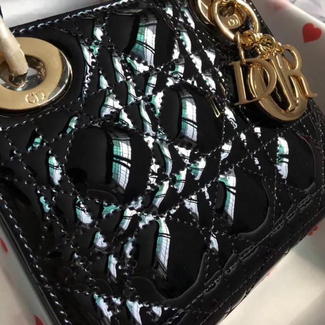 DIOR（ディオール）LADY DIOR ミニバッグ