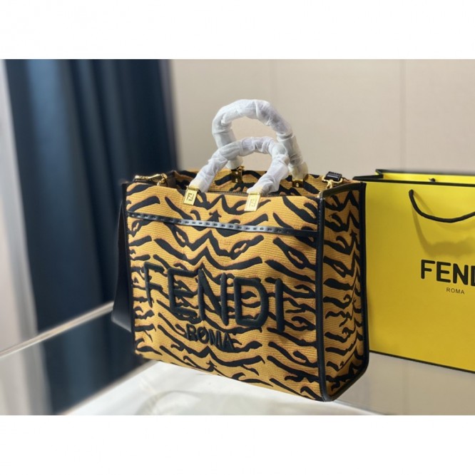 FENDI フェンディ なクラシックな ショルダーバッグハンドバッグ