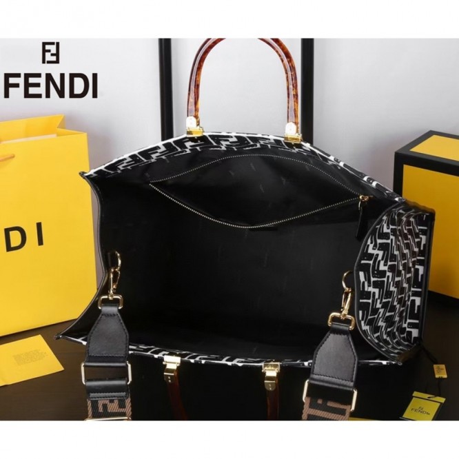 FENDI フェンディ 2021年最新なクラシックな トートバッグ