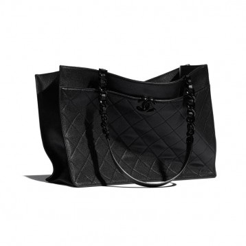 【在庫僅か】CHANEL シャネル21ss ラージトートバッグ 黒 AS2304 B04864 94305 【在庫僅か】CHANEL シャネル21ss ラージトートバッグ 黒 AS2304 B04864 94305