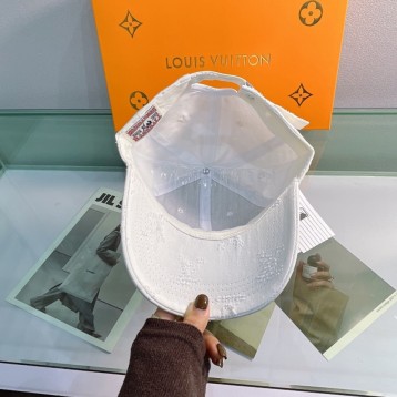 Louis Vuittonルイ・2022年最新キャップ スポーツ帽子 男女兼用 日よけ 野球帽 帽子 ベースボールキャップ Louis Vuittonルイ・2022年最新キャップ スポーツ帽子 男女兼用 日よけ 野球帽 帽子 ベースボールキャップ