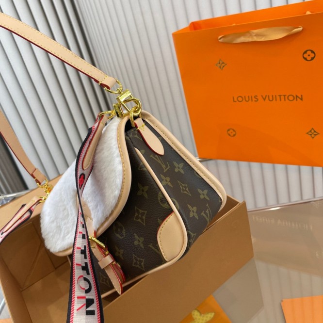 【Louis Vuitton】2022冬季限定!★モコモコ可愛いディアヌバッグ