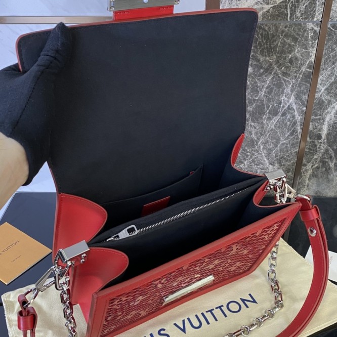 22SS★大人気★ Louis Vuitton ドーフィーヌ MINI ショルダー 赤M20359