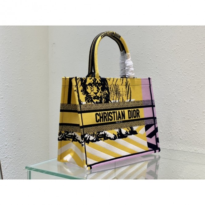 Dior ☆ DIOR BOOK TOTE ラージバッグ