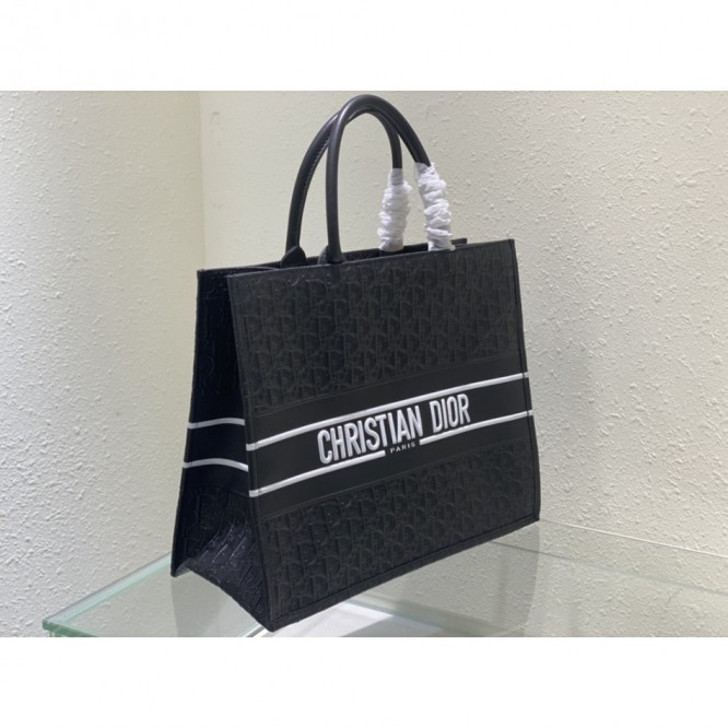 DIOR BOOK TOTE ミディアム Oblique エンボス