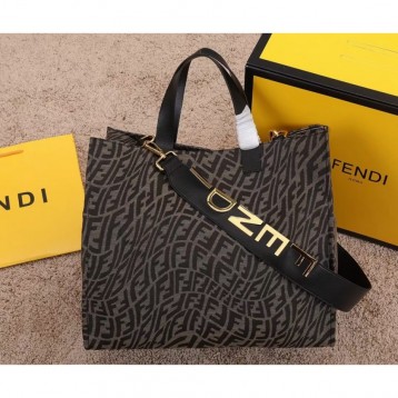 FENDI フェンディ 2021年最新なクラシックな トートバッグ