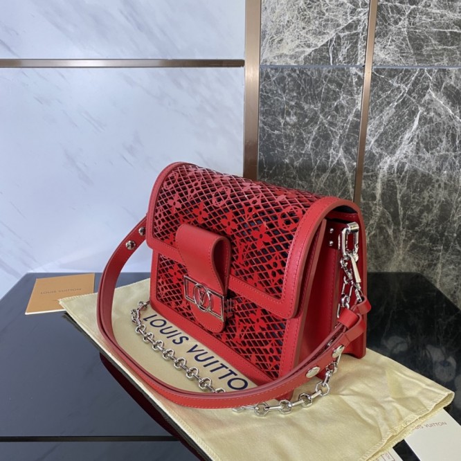 22SS★大人気★ Louis Vuitton ドーフィーヌ MINI ショルダー 赤M20359