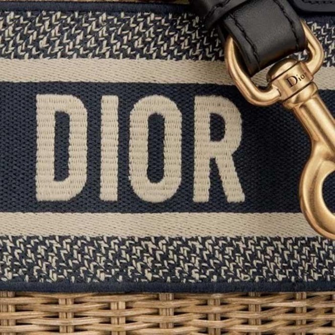 【DIOR】 Wicker” 取外し可ショルダー付きかごバッグ