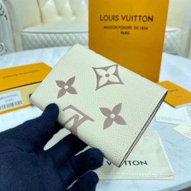 LOUIS VUITTON M80086  ポルトフォイユ・ヴィクトリーヌ