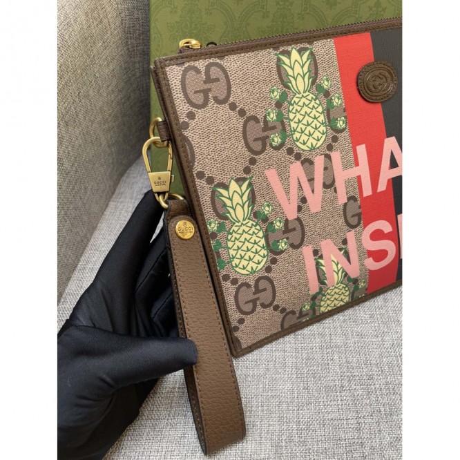 新作【GUCCI】グッチパイナップルケース673248