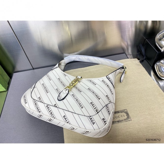 Gucci〔ジャッキー 1961〕ザ ハッカー プロジェクト ミディアムバッグ636712 