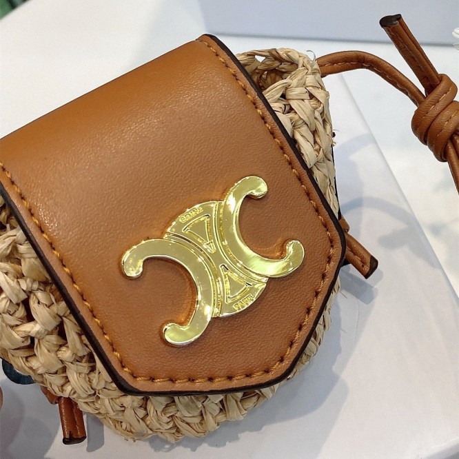 【CELINE】直営店買付#ラフィアのクロスボディAIRPODSパニエ
