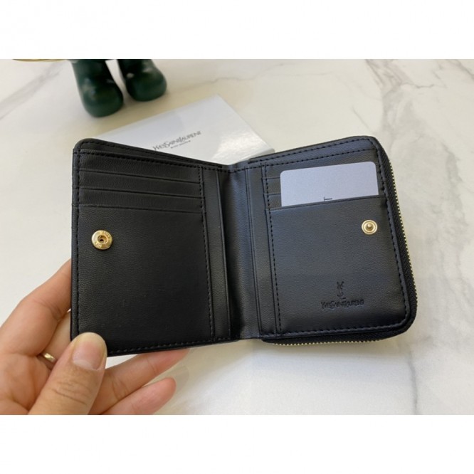 YSL・レザー コンチネンタルウォレット 財布 折財布