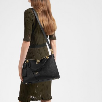 【当日出荷】LOUIS VUITTON ルイ･ヴィトン Vトート MM ノワール M44421