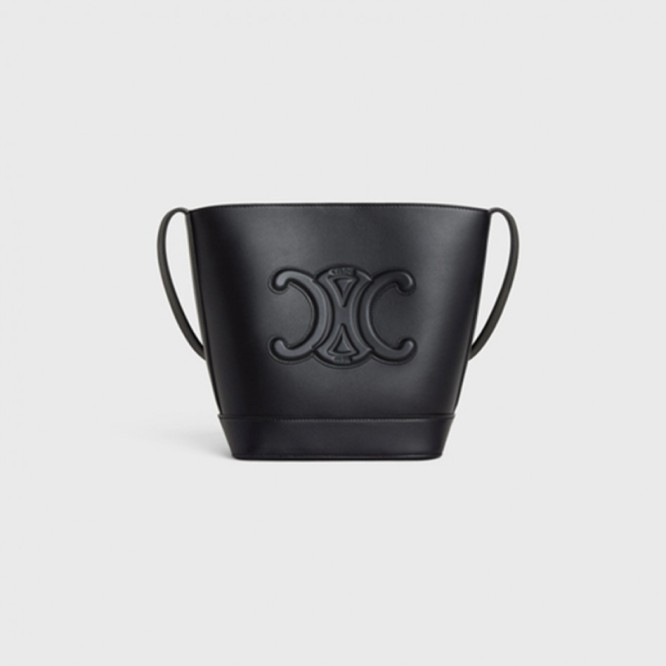 CelineCUIRTRIOMPHEスモールファブリックとカーフレザーのバケットバッグ