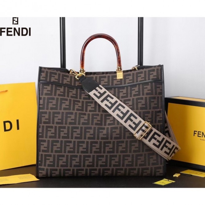 FENDI フェンディ 2021年最新なクラシックな トートバッグ