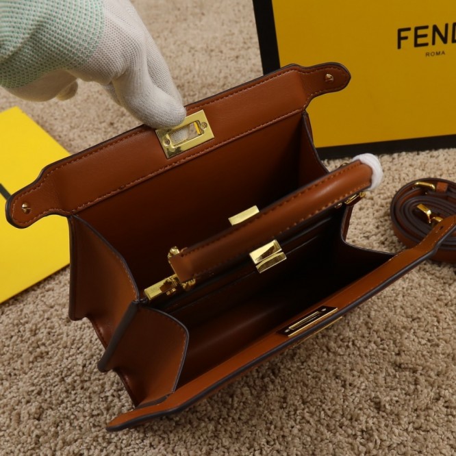 FENDI PEEKABOO フェンディ ピーカブー ミニ