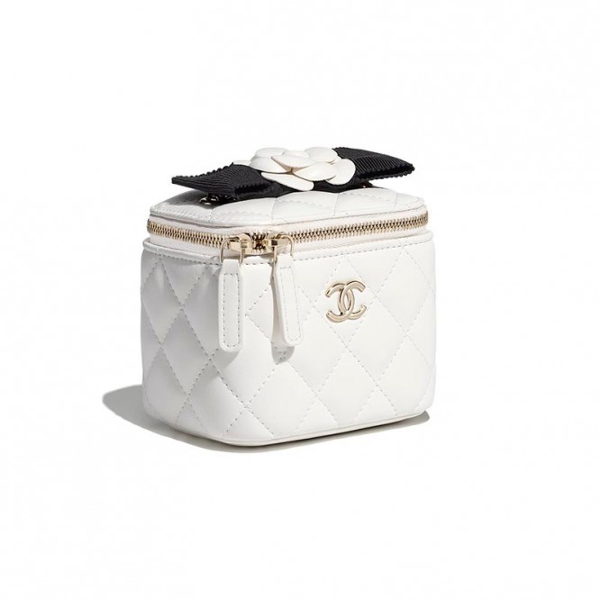 【定番♡人気の☆シャネル】CHANEL シャネル ホワイト スモール ヴァニティー ケース チェーン付スモールヴァニティー カメリア 白 AP2158 B05471 10601