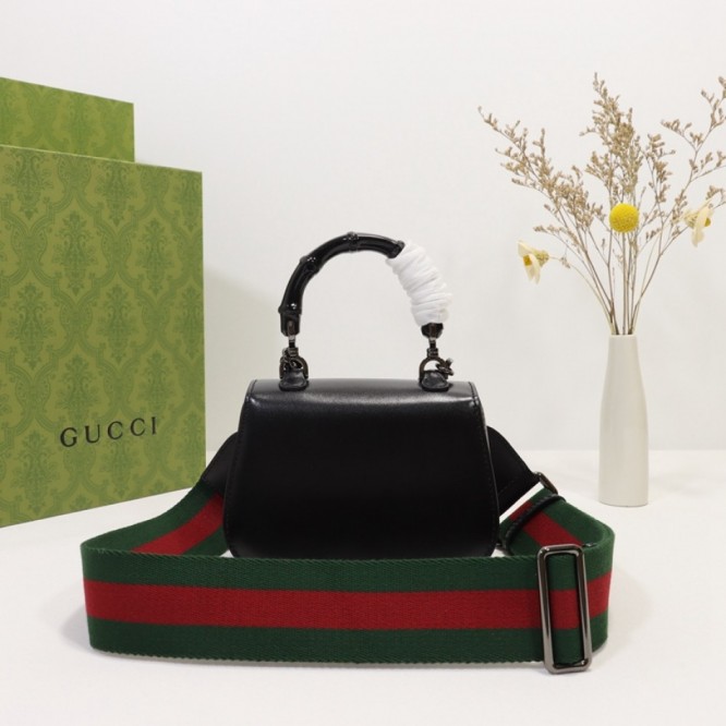 Gucci〔グッチ バンブー 1947〕 ミニ トップハンドルバッグ686864
