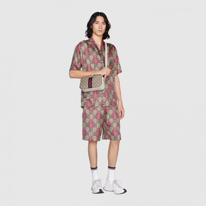 【セレブ愛用☆】GUCCI グッチ 〔オフィディア〕カメラバッグ 681064 96IWT 9794