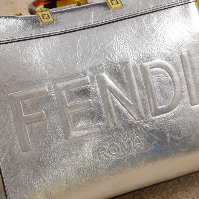FENDI サンシャイン ミディアム トート バッグ レザー