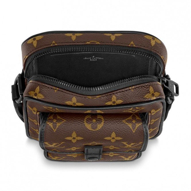 LOUIS VUITTON クリストファーウエアラブル ウォレット M69404