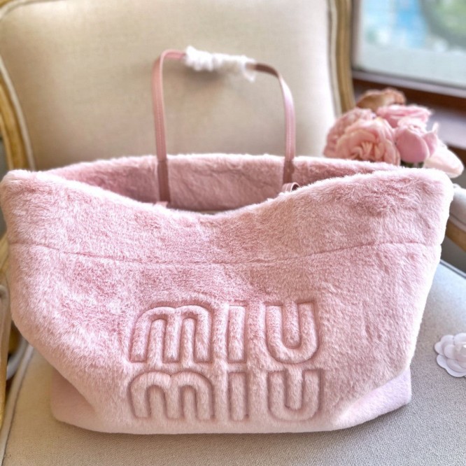 【2022秋冬新作】MIUMIU Groove ふわふわトートバッグ