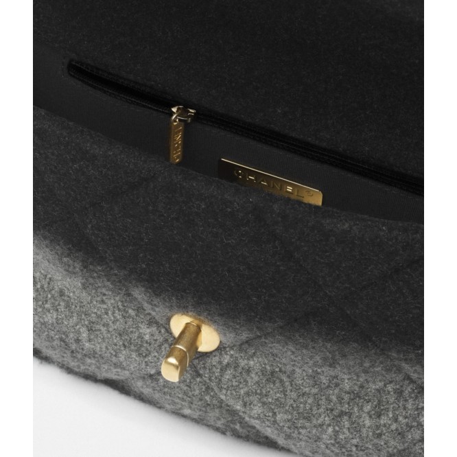 CHANEL 19 ハンドバッグ