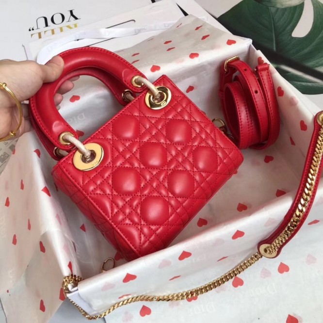 Dior ミニバッグ《LADY DIOR Cannage》チェリーレッド ラム