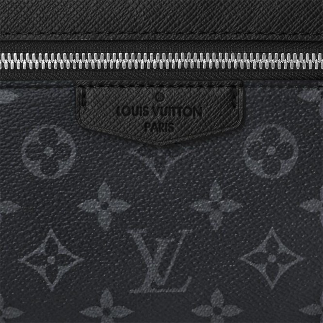 LOUIS VUITTON アウトドアメッセンジャー PM M30233