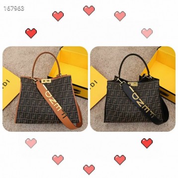 FENDI フェンディ 2021年最新なクラシックな トートバッグ