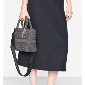 LADY D-LITE ミディアムバッグ LADY D-LITE ミディアムバッグ