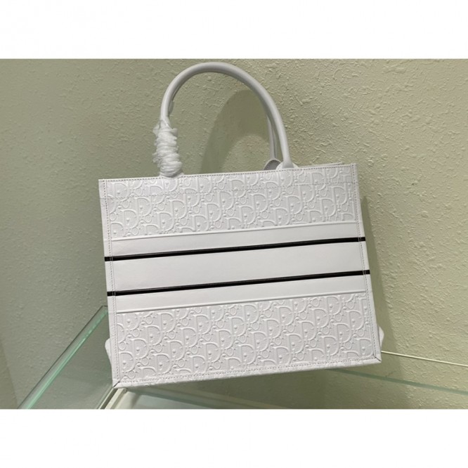 Dior Booktote ディオール ロゴ オブリーク エンボス ミディアム