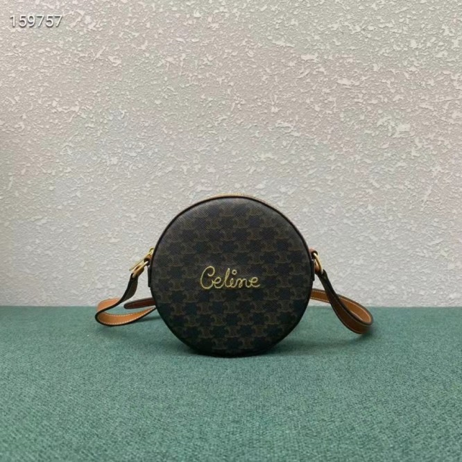 Celineラムレザー丸形小銭入り財布