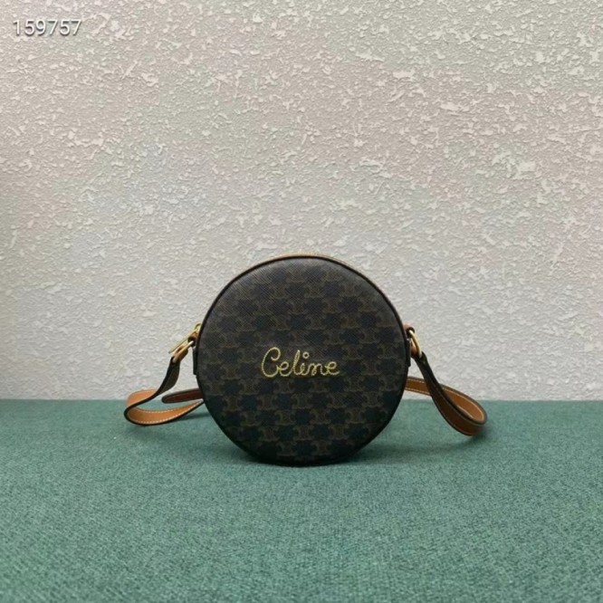 Celineラムレザー丸形小銭入り財布