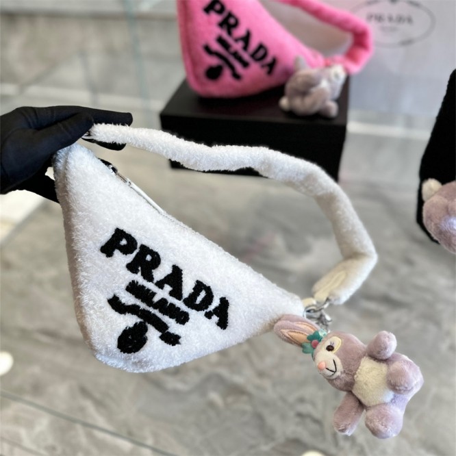 【超レア★数量限定】2022秋冬新作 PRADA テリー ミニバッグ