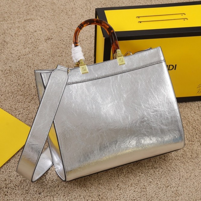 FENDI サンシャイン ミディアム トート バッグ レザー