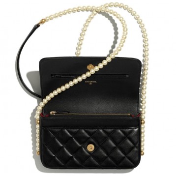 【CHANEL】チェーンウォレット カーフスキン パール ブラック