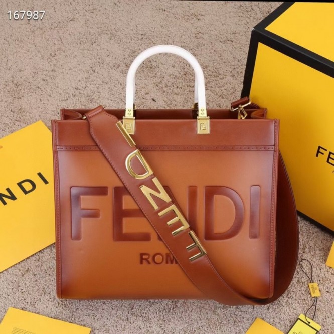 FENDI フェンディ 2021年最新なクラシックな トートバッグ