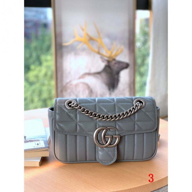 Gucci〔GGマーモント〕 キルティング ミニバッグ446744