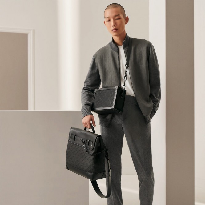 【世界中で大人気】LOUIS VUITTON SOFT TRUNK ソフトトラン クラッチ ショルダーバッグ メンズ M55700