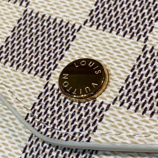 LOUIS VUITTON N63208  ポルトフォイユ・サラ