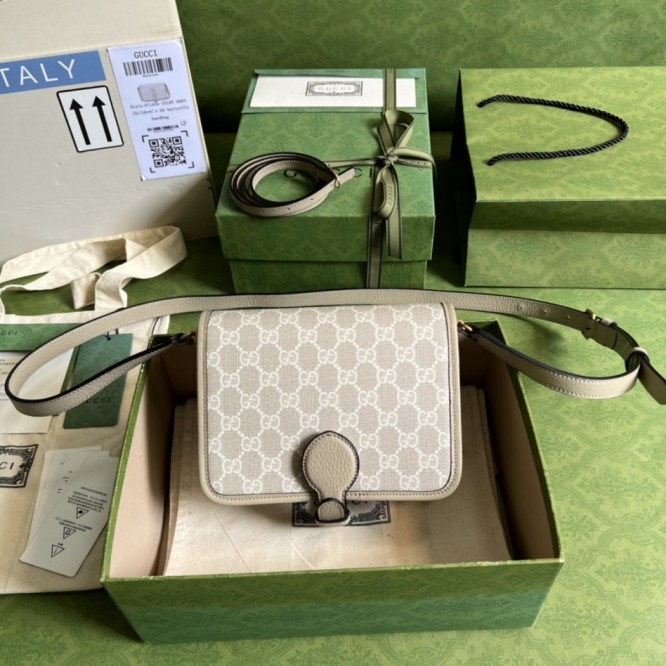 GUCCIインターロッキングG ミニ ショルダーバッグ