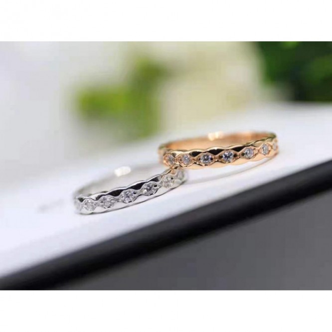 ココ クラッシュ コレクション リング18Kベージュゴールド、ダイヤモンド、ミニモデル