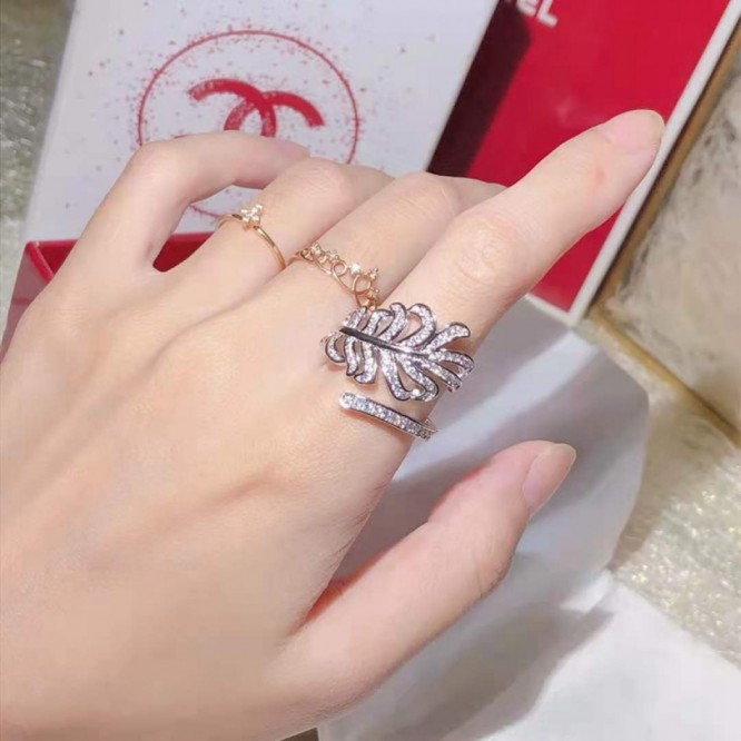 プリュム ドゥ シャネル リング18Kホワイトゴールド、ダイヤモンド