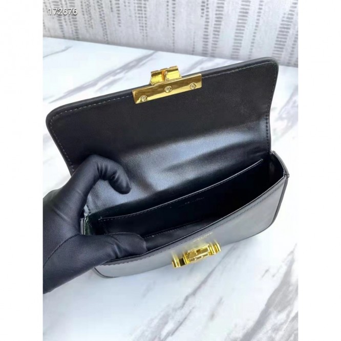 Celine・シャイニーカウレザーチェーンショルダーバッグ