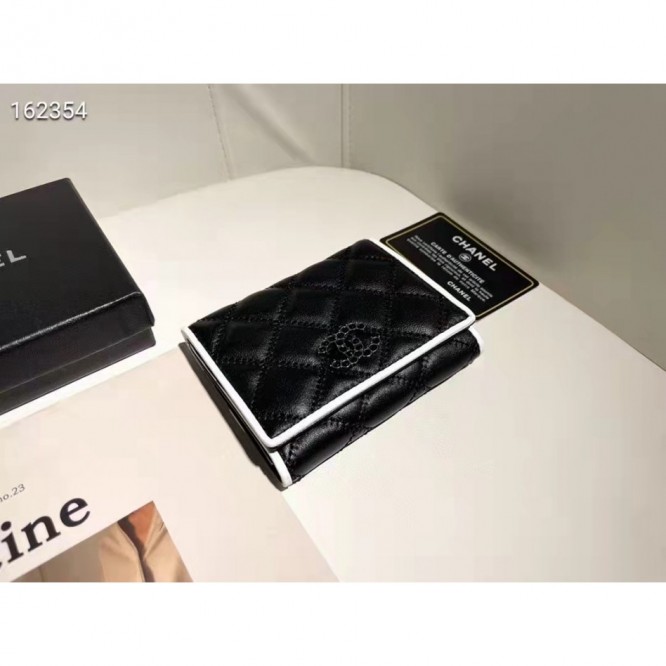 ChaneL・レザー コンチネンタルウォレット 財布 折財布
