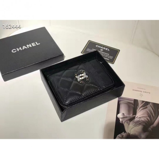 ChaneL・レザー コンチネンタルウォレット 財布 折財布