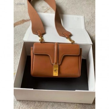 Celine・滑らかなカーフスキンのタタブーバッグ
