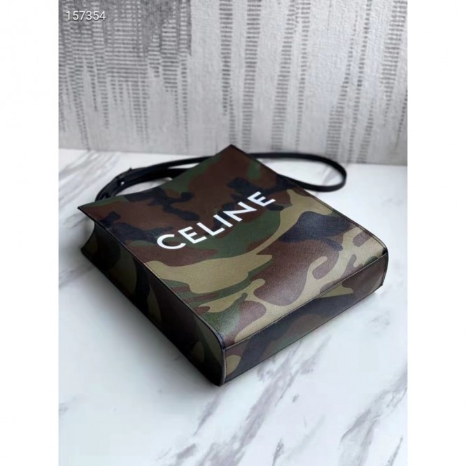 Celine・CABASロゴプリント縦型ハンドバッグ